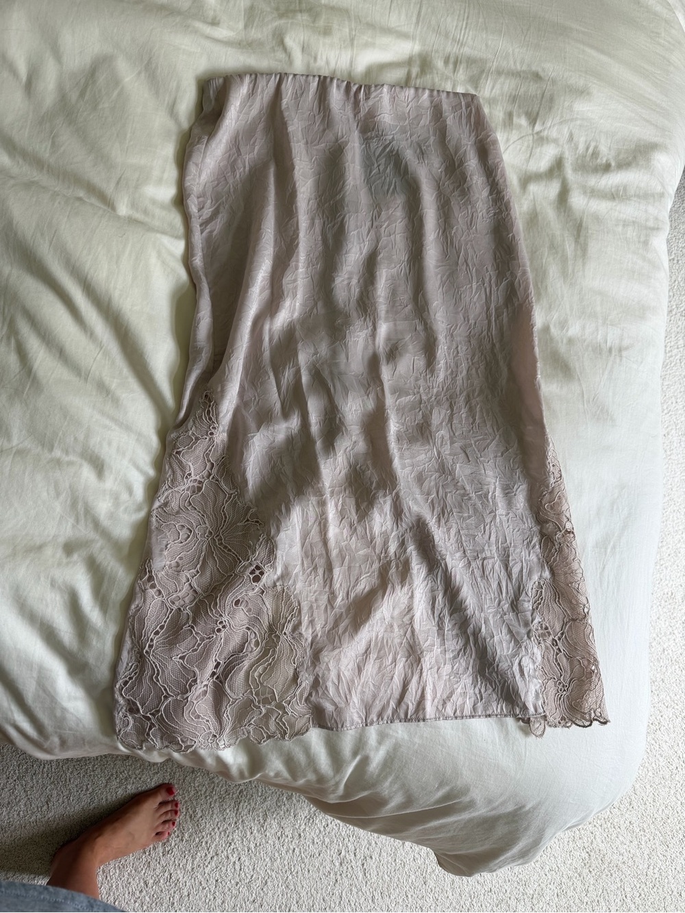 H&M Lace-Trim Midi Slip Skirt in Dusty Pink